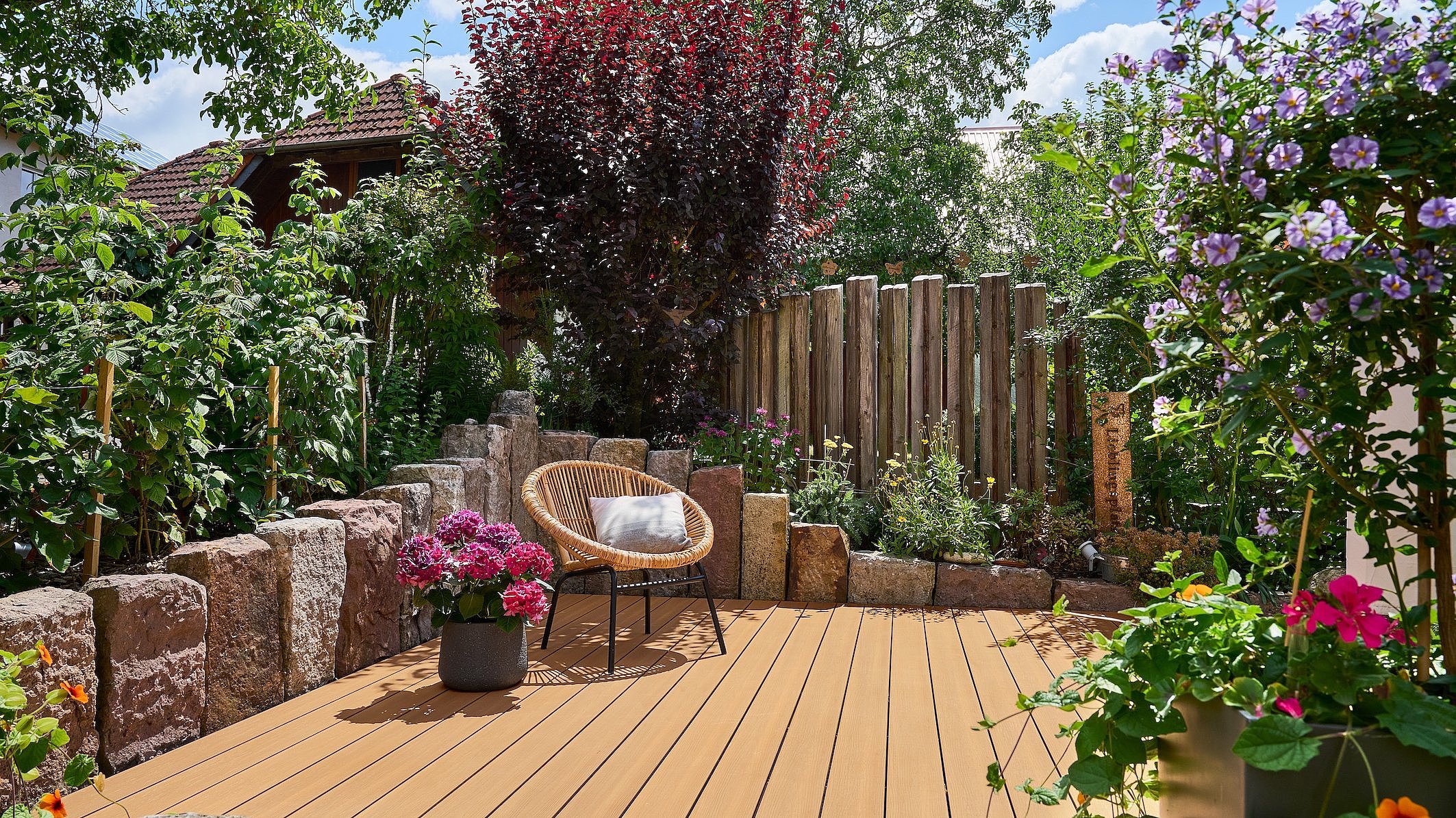 The New Piazza Family By Naturinform Premium Co extruded Decking 