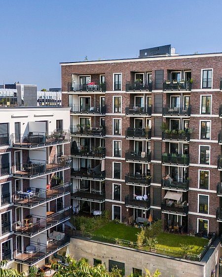 Recording of high-rise residential buildings at Hanielpark